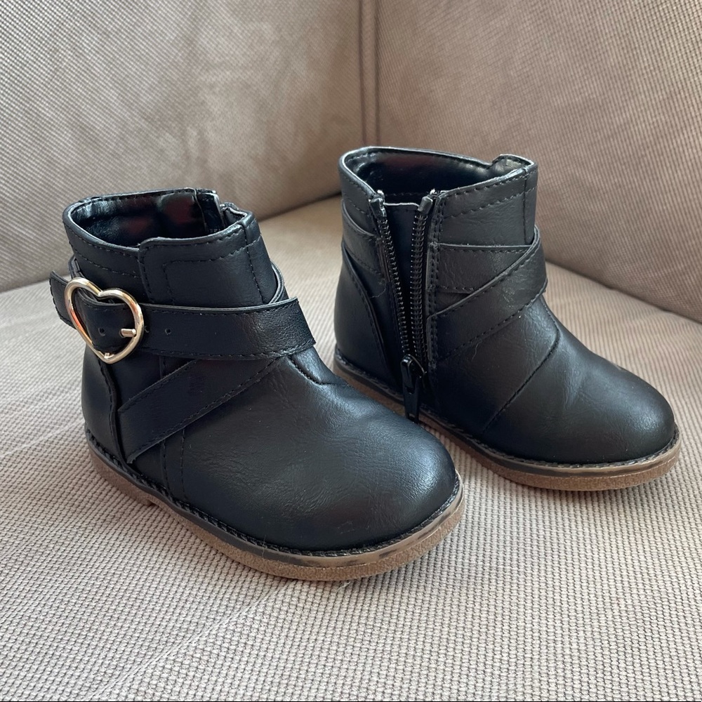 Black booties infant size 4